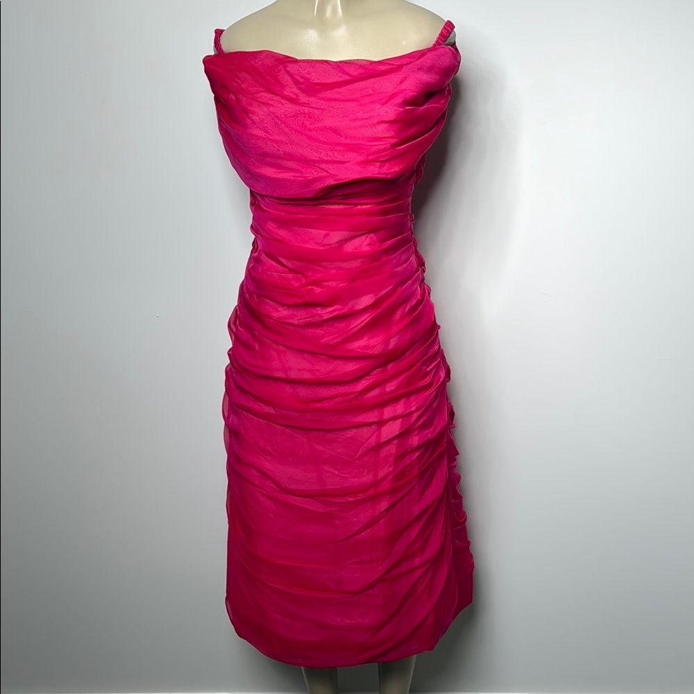 Elegant Pink Off-Shoulder Ruched Midi Dress